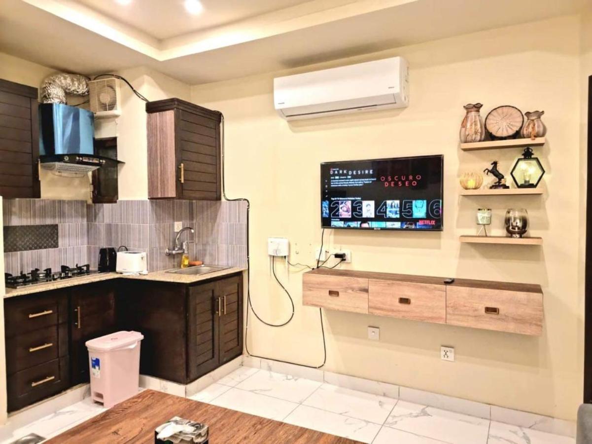 Comfortable & Lovely 1 Bed Apt In Bahria Town 라왈핀디 외부 사진
