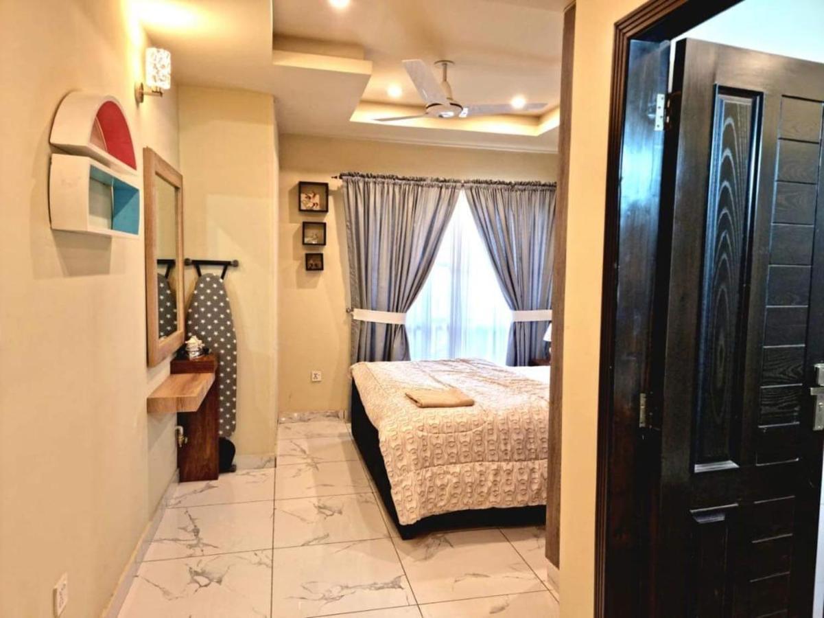 Comfortable & Lovely 1 Bed Apt In Bahria Town 라왈핀디 외부 사진