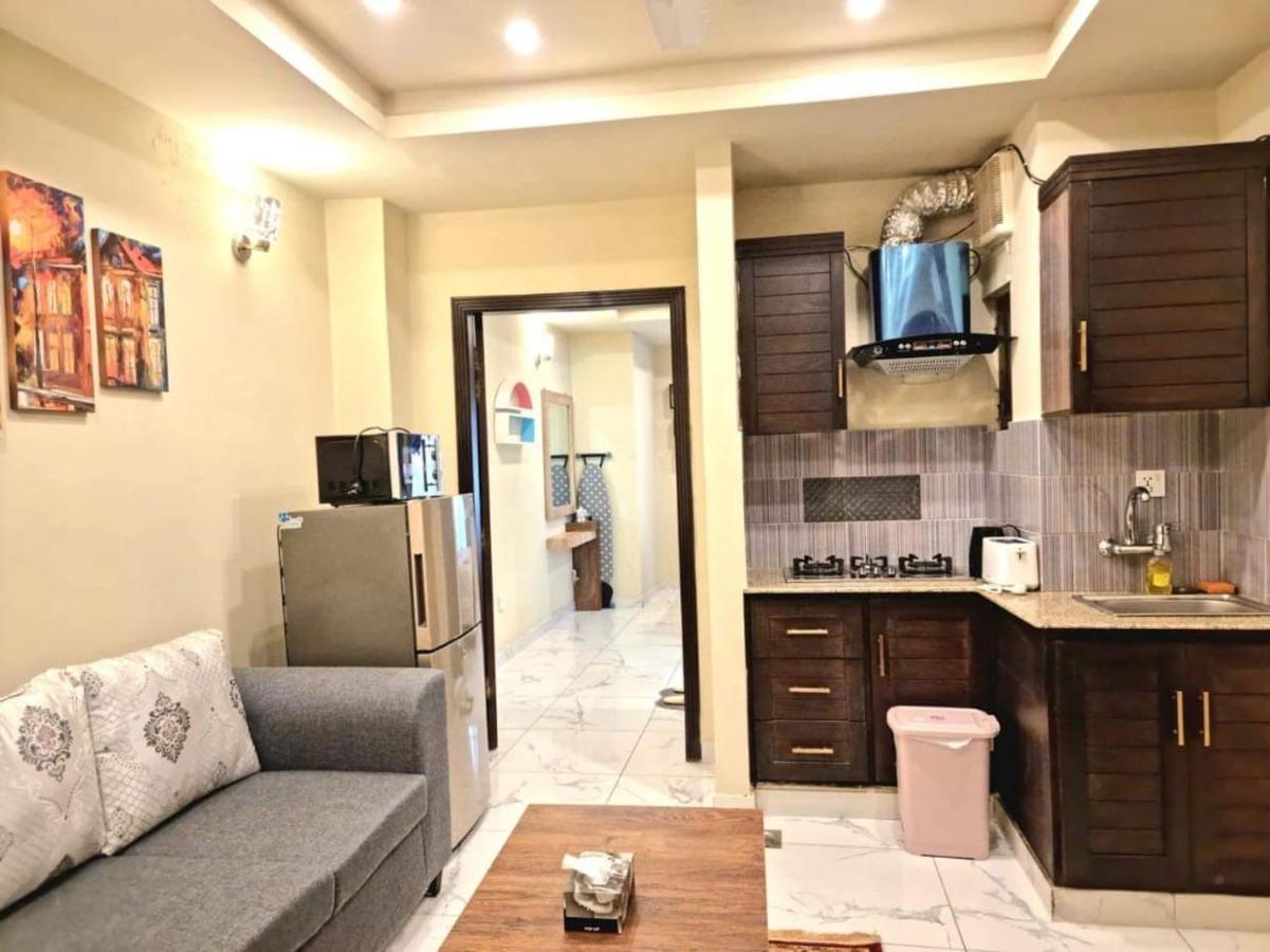 Comfortable & Lovely 1 Bed Apt In Bahria Town 라왈핀디 외부 사진